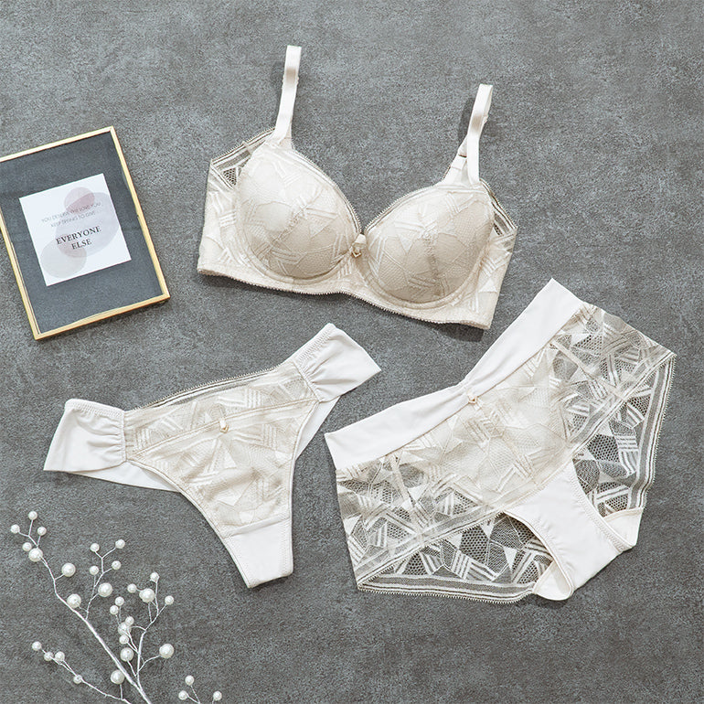 Wendy Smoothing Panty 25A1