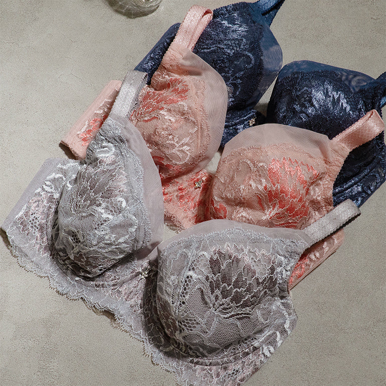 Lacy Minimizer Bra 25A1